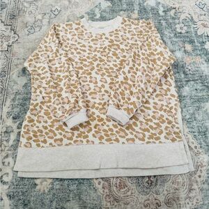 Aerie Cream and Tan Leopard Print Sweatshirt Medium